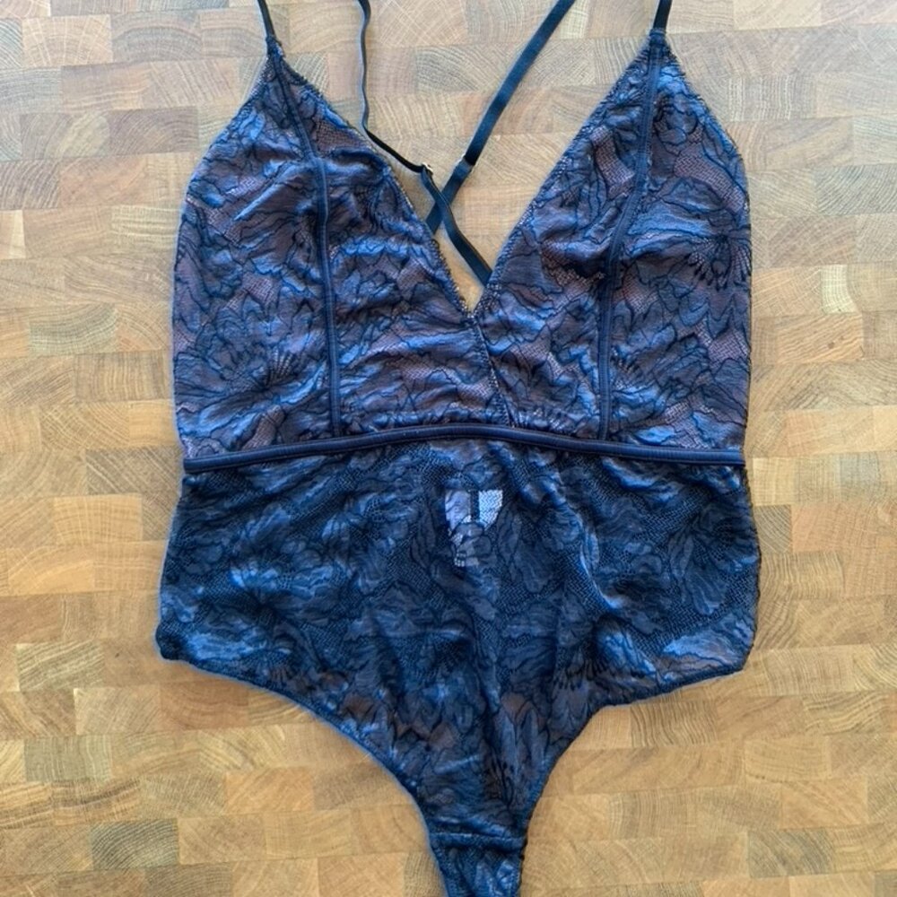 Auden Lace Bodysuit - Black and Pink M